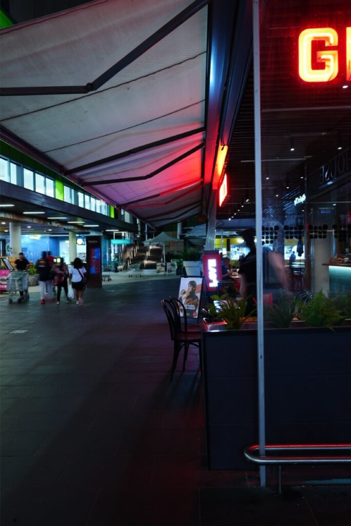 Sony 27mm f/4 Shutter Speed 1/3s